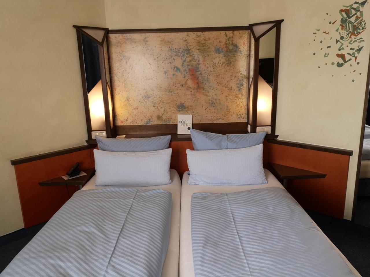 Main Hotel Eckert 3 Margetshöchheim Dış mekan fotoğraf